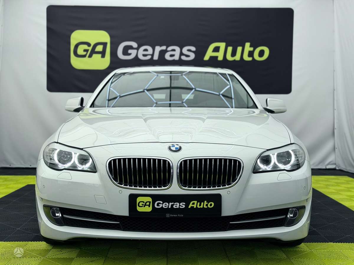 BMW 520, 2.0 l., Седан