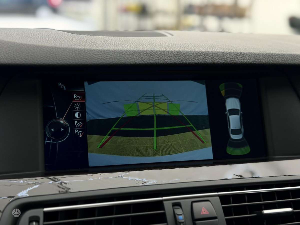 BMW 520, 2.0 l., Седан