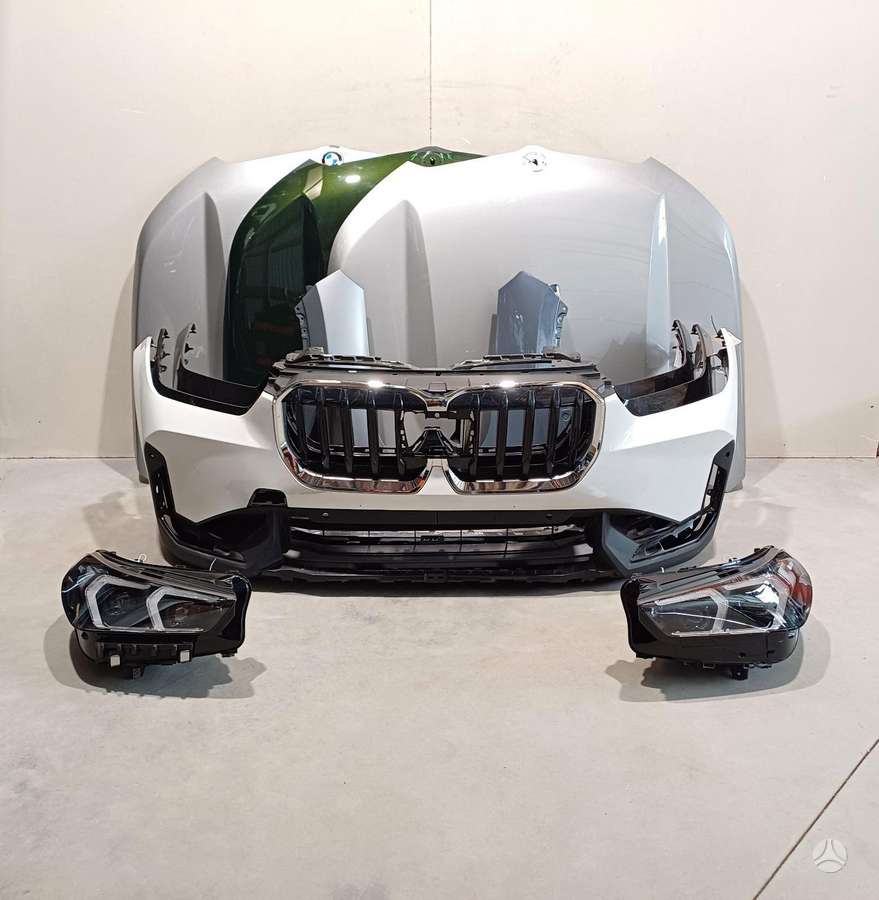 BMW X1 U11
