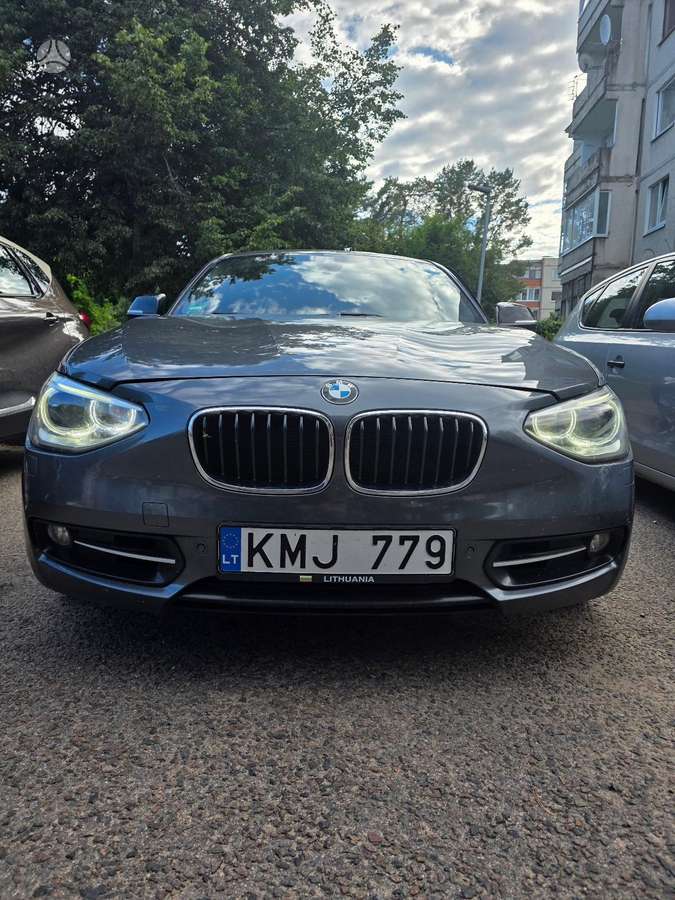 BMW 120, 2.0 l., hatchback