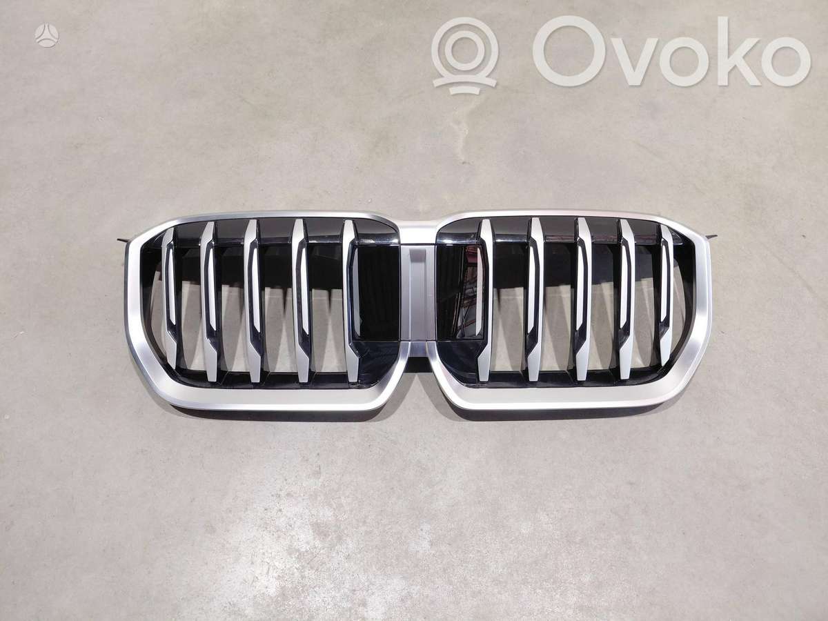 BMW X1 U11
