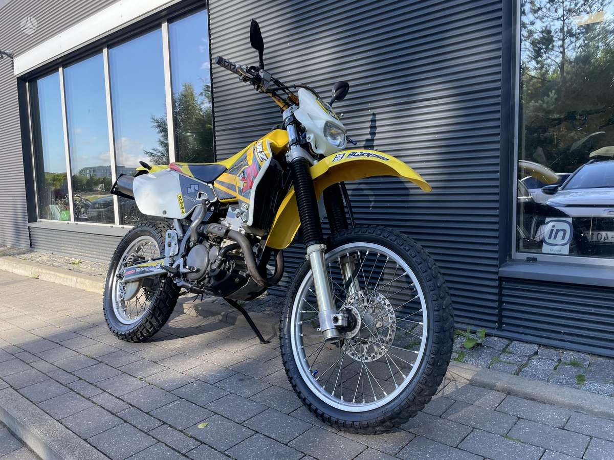 Suzuki DR-Z 400cc, enduro / adventure