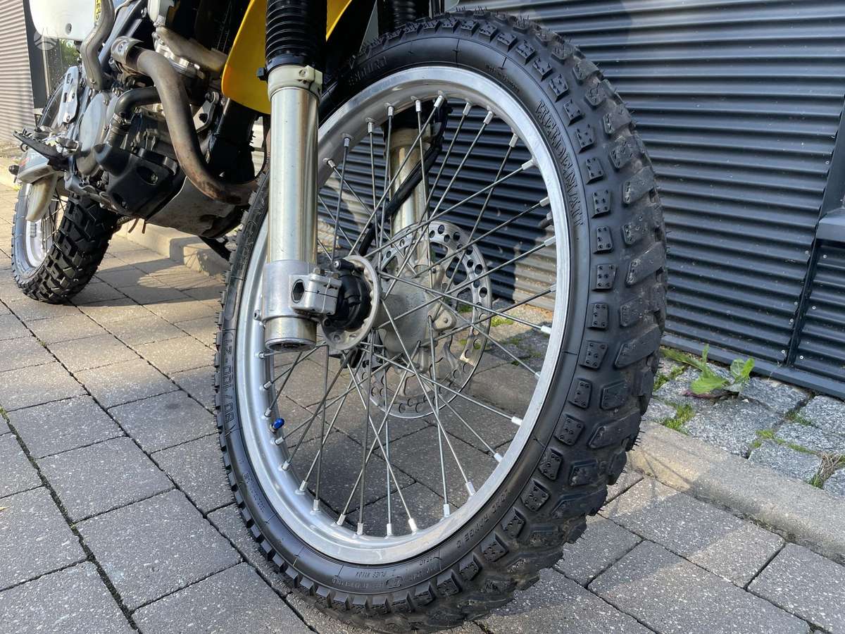 Suzuki DR-Z 400cc, enduro / adventure