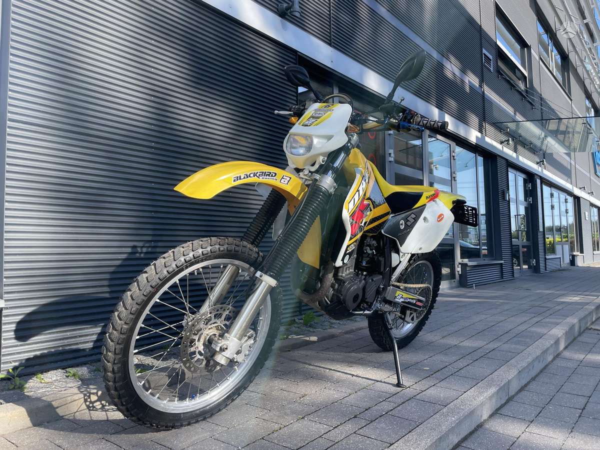Suzuki DR-Z 400cc, enduro / adventure