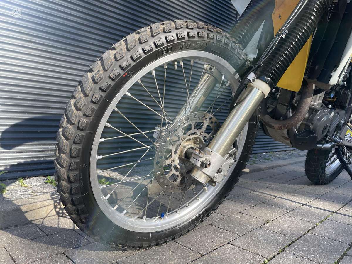 Suzuki DR-Z 400cc, enduro / adventure