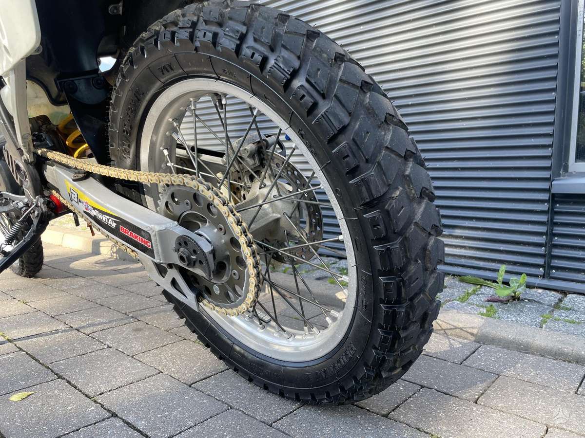 Suzuki DR-Z 400cc, enduro / adventure
