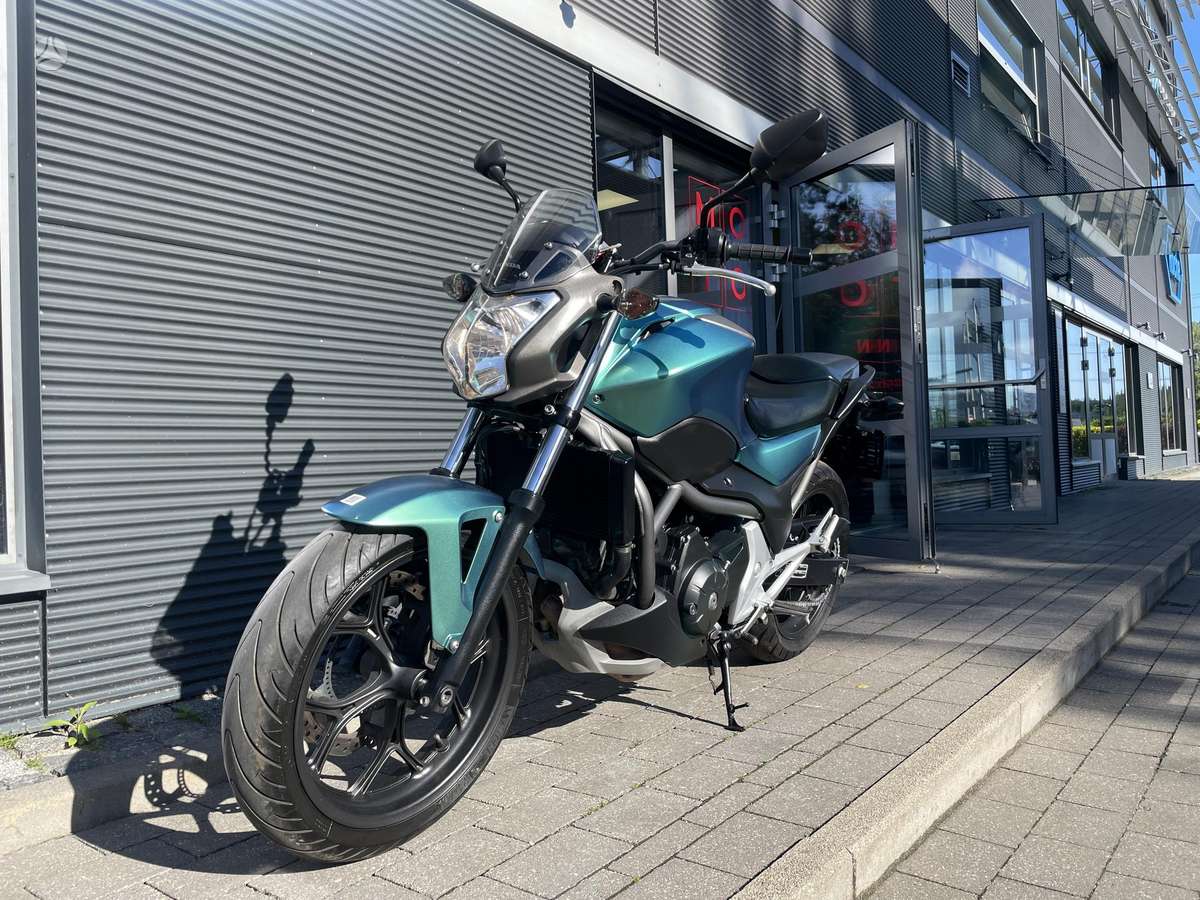 Honda NC 700cc, street / classic
