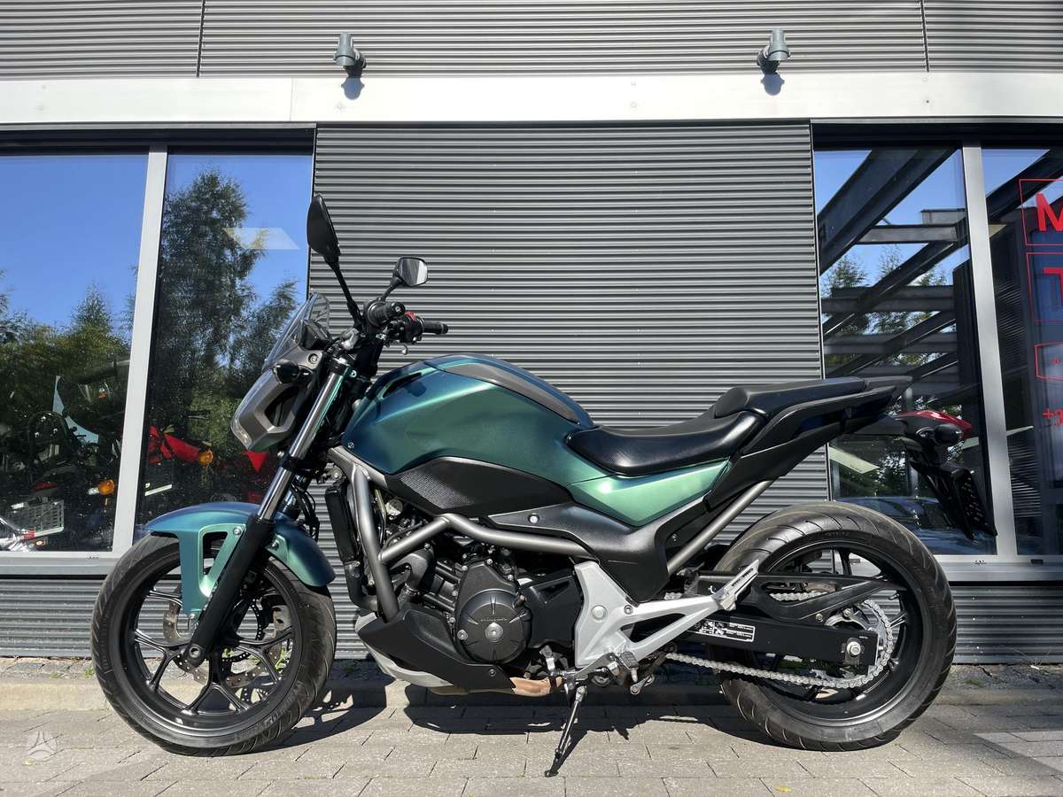 Honda NC 700cc, street / classic