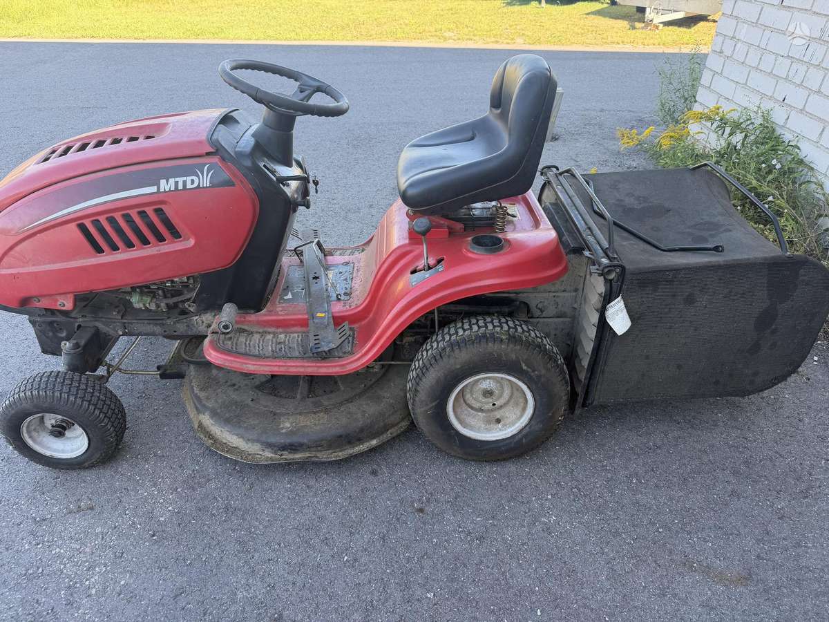 MTD LC125, sodo traktoriai