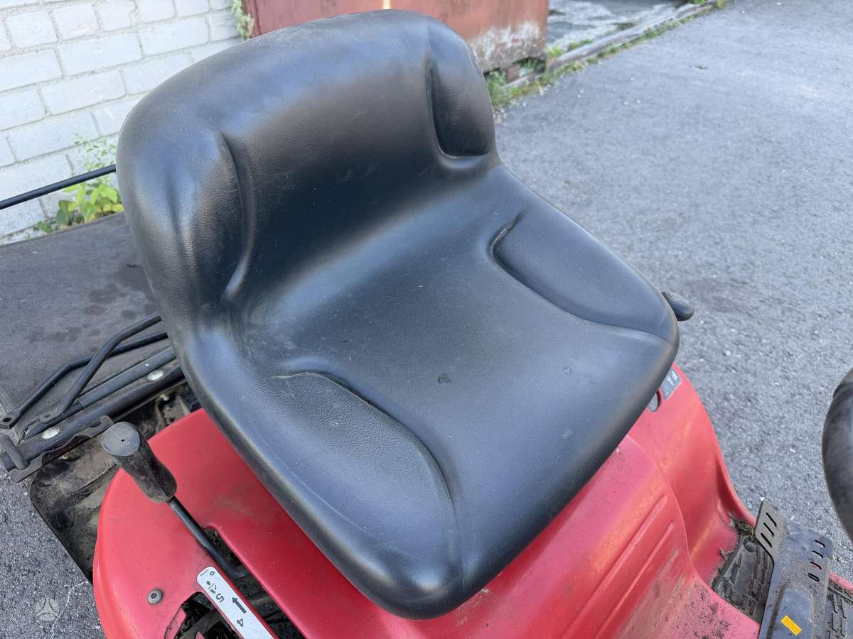 MTD LC125, sodo traktoriai