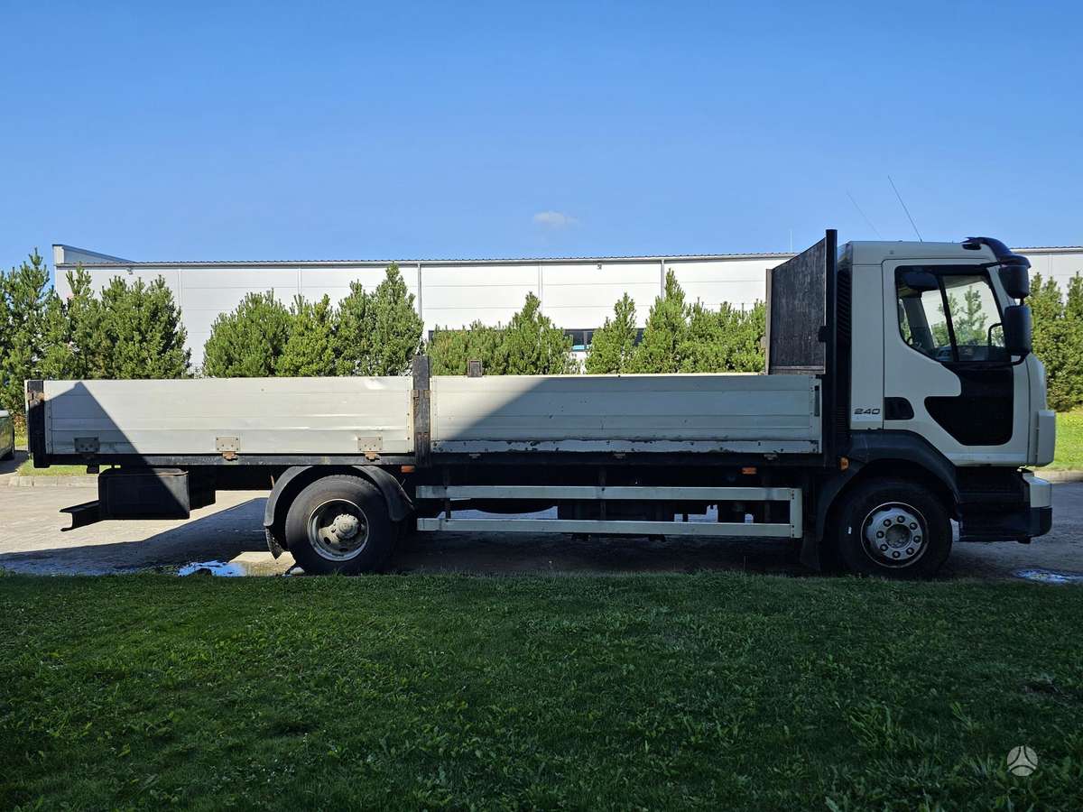 Volvo FL240, bortu