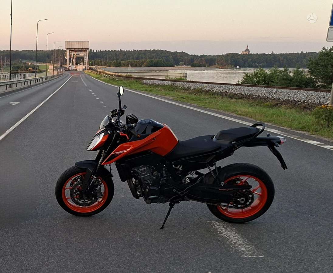 KTM Duke 790cc, street / classic