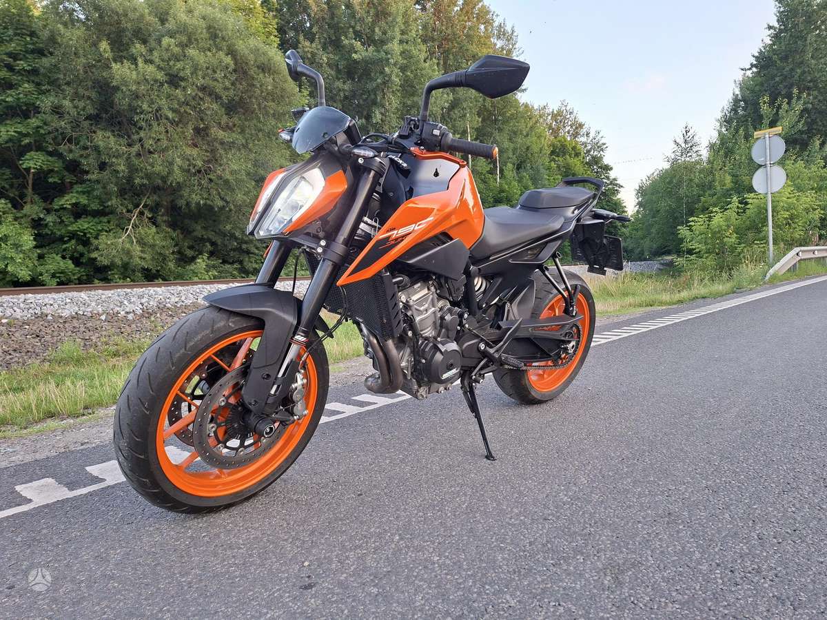 KTM Duke 790cc, street / classic