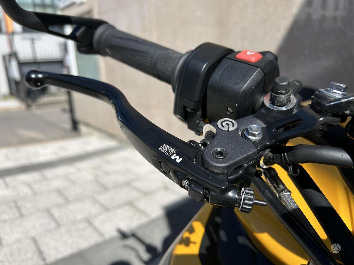 Triumph Street Triple 765cc, street / classic