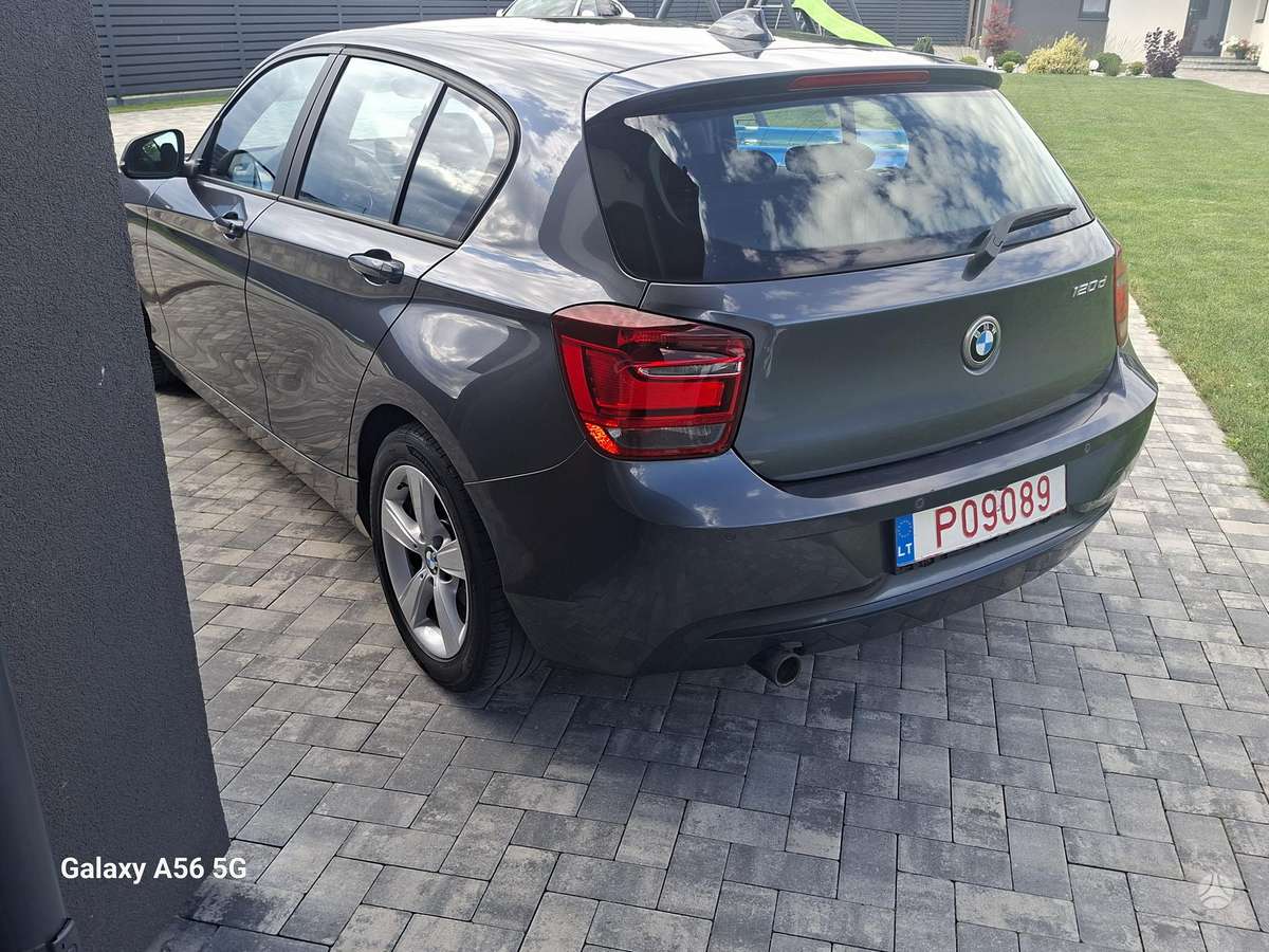 BMW 120, 2.0 l., hatchback