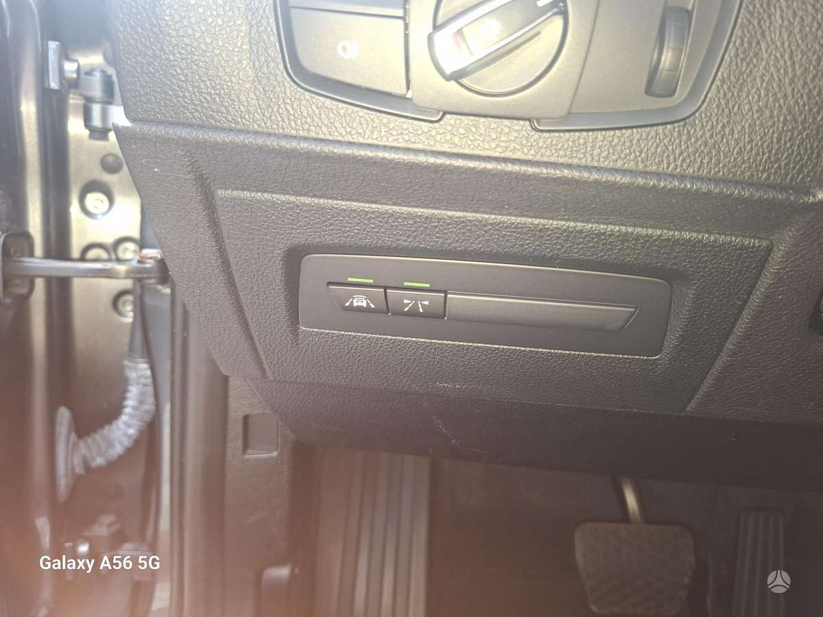 BMW 120, 2.0 l., hatchback