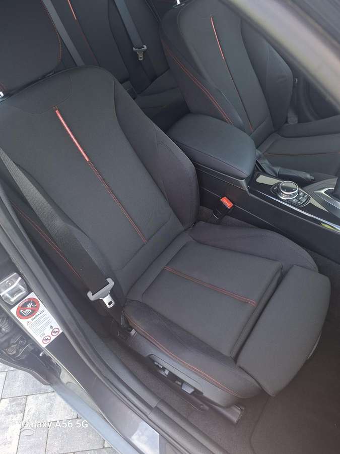 BMW 120, 2.0 l., hatchback