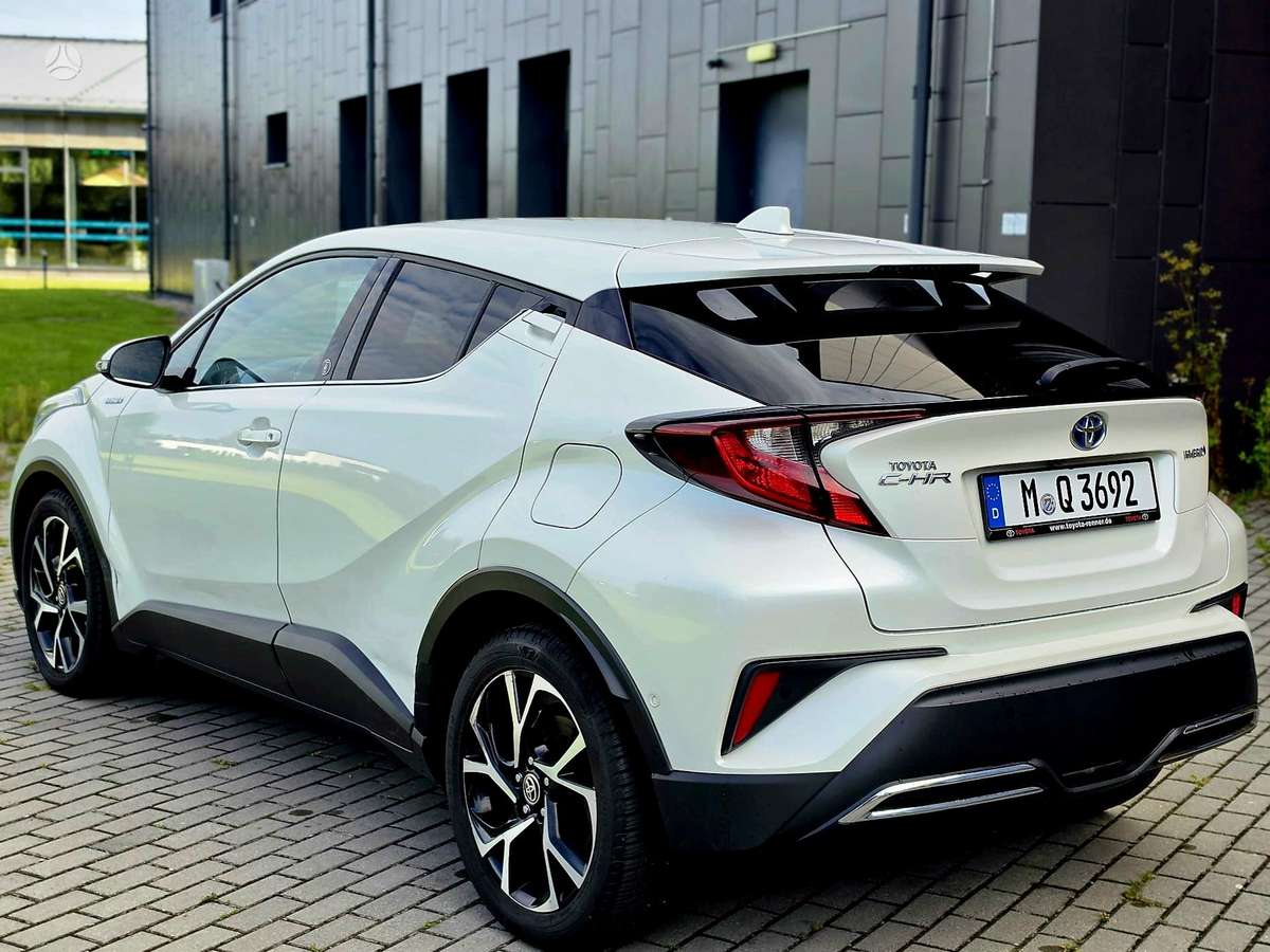 Toyota C-HR - 5