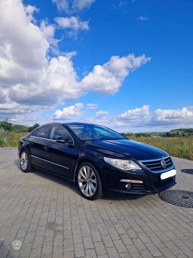 Volkswagen Passat CC - 1