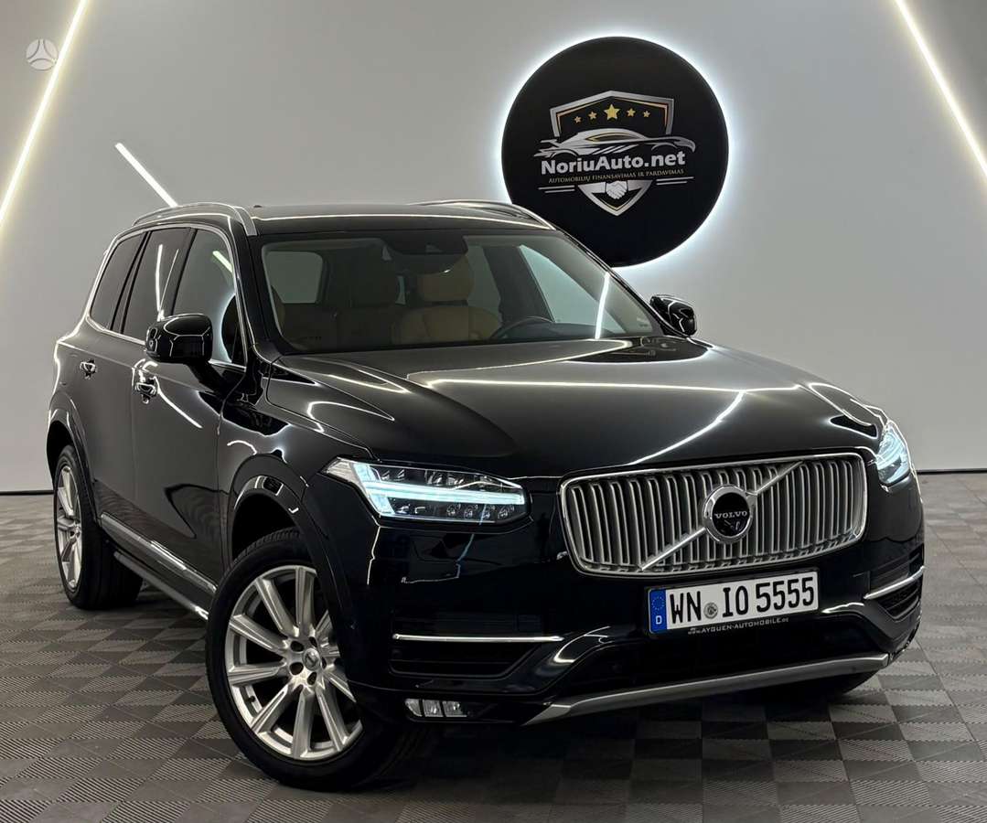Volvo XC90 - 1