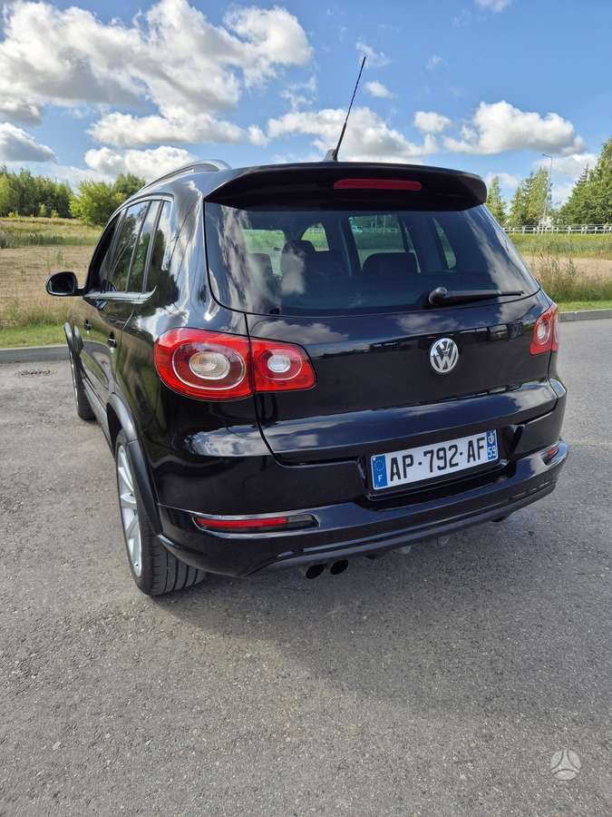 Volkswagen Tiguan - 3