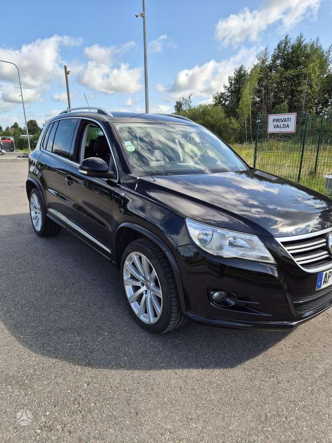 Volkswagen Tiguan - 4