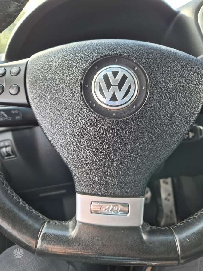 Volkswagen Tiguan - 7