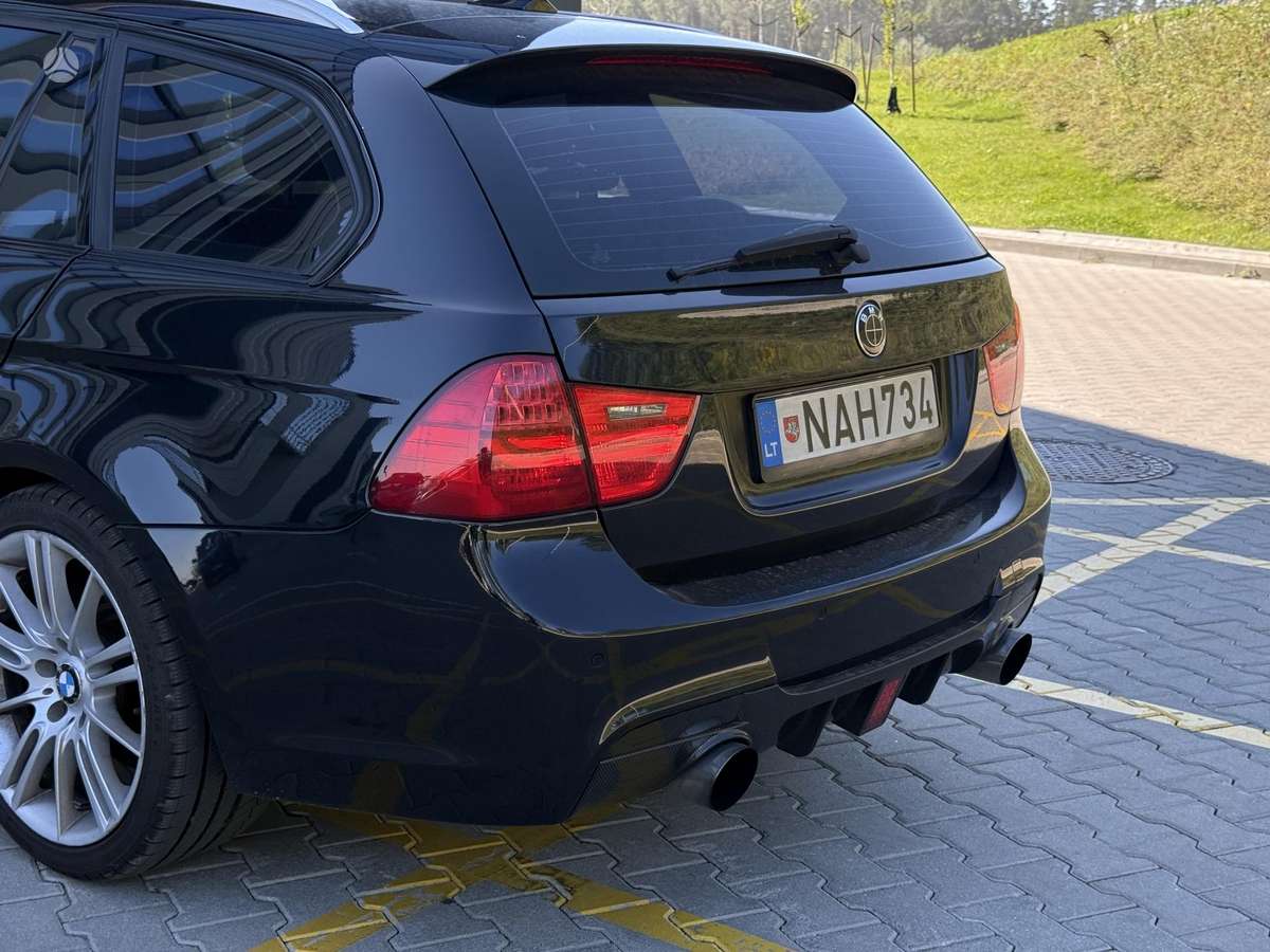 BMW 320, 2.0 l., wagon