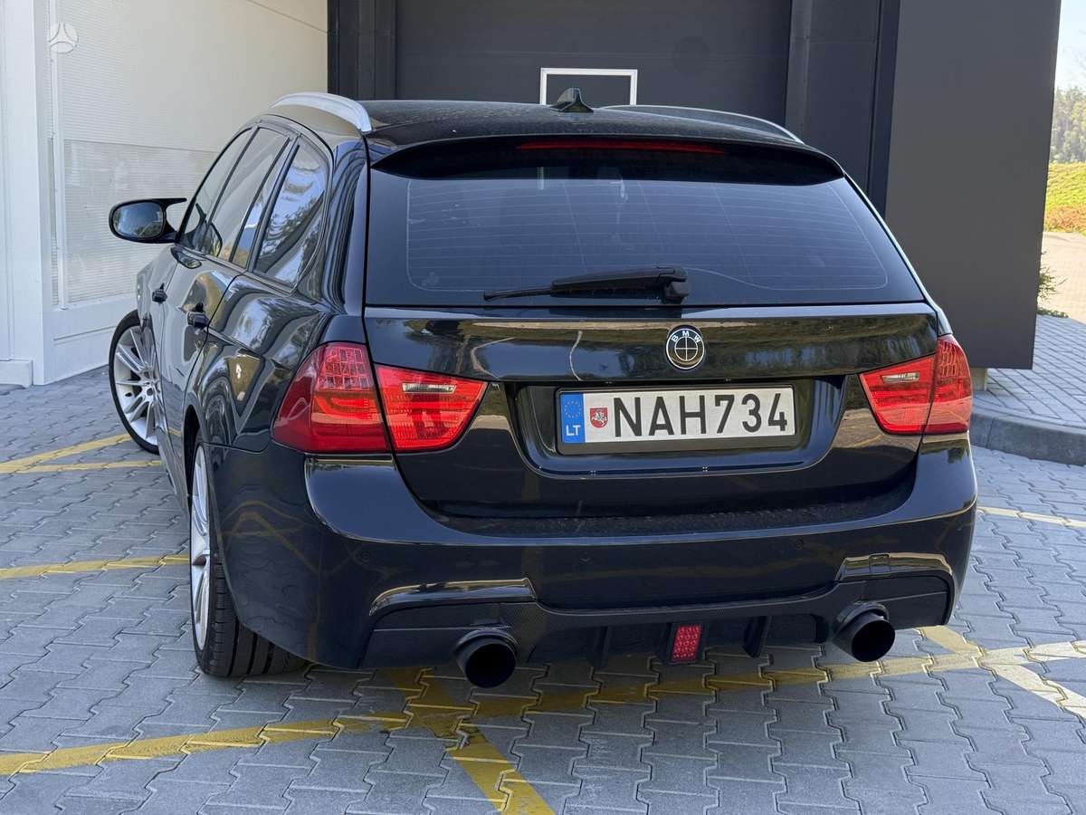 BMW 320, 2.0 l., universalas