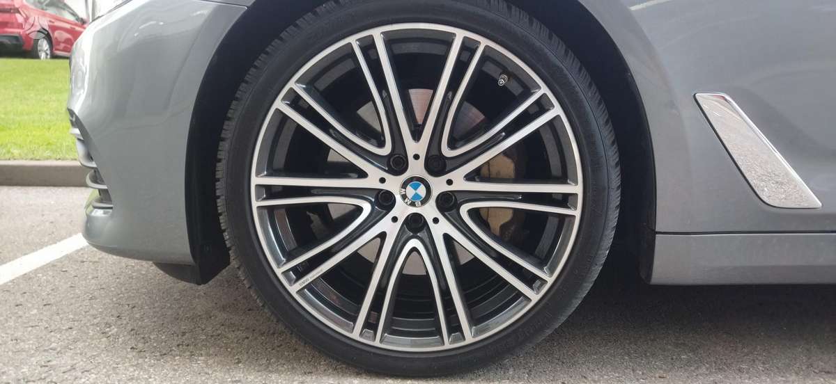 BMW 530, 3.0 l., Седан