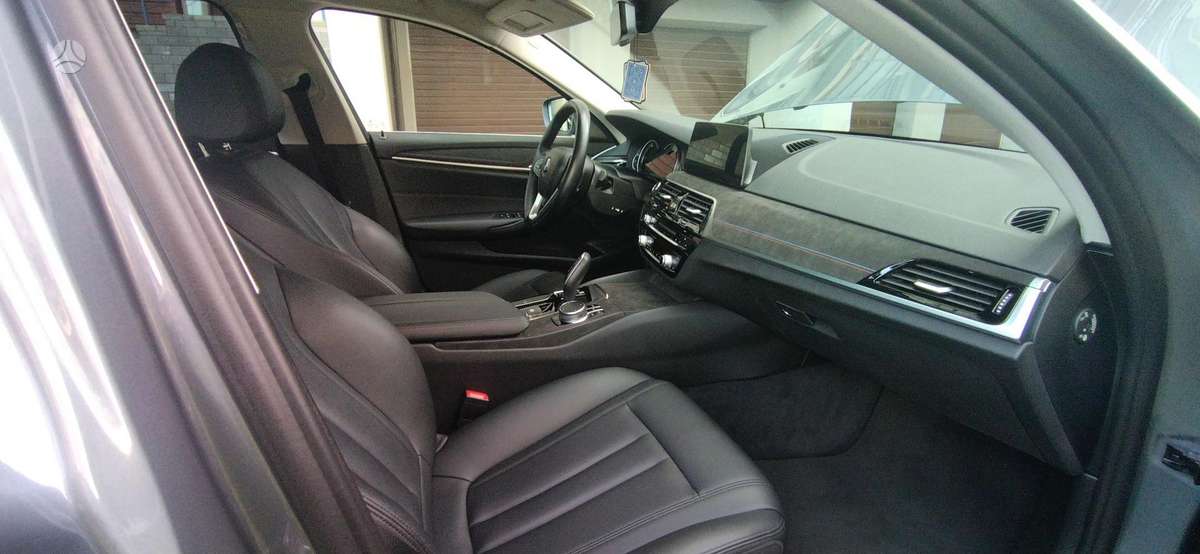 BMW 530, 3.0 l., Седан