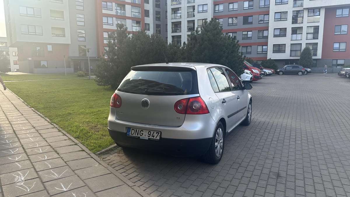 Volkswagen Golf - 3