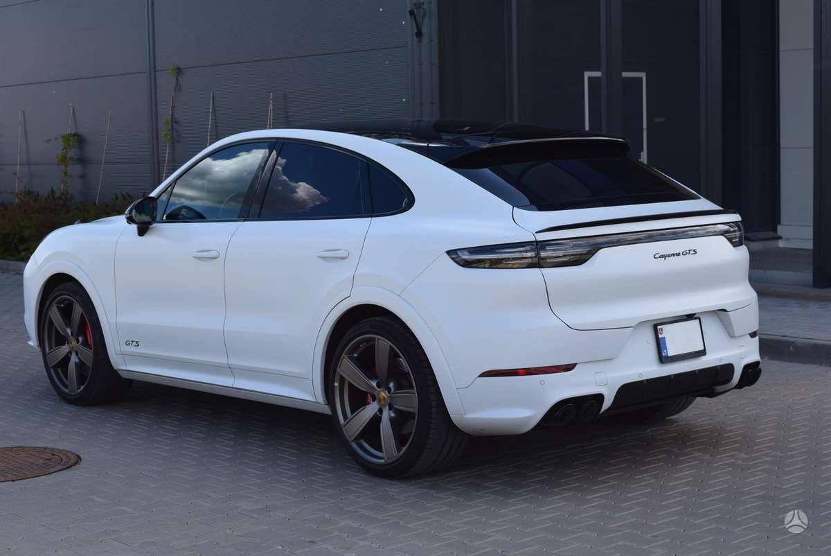 Porsche Cayenne - 6