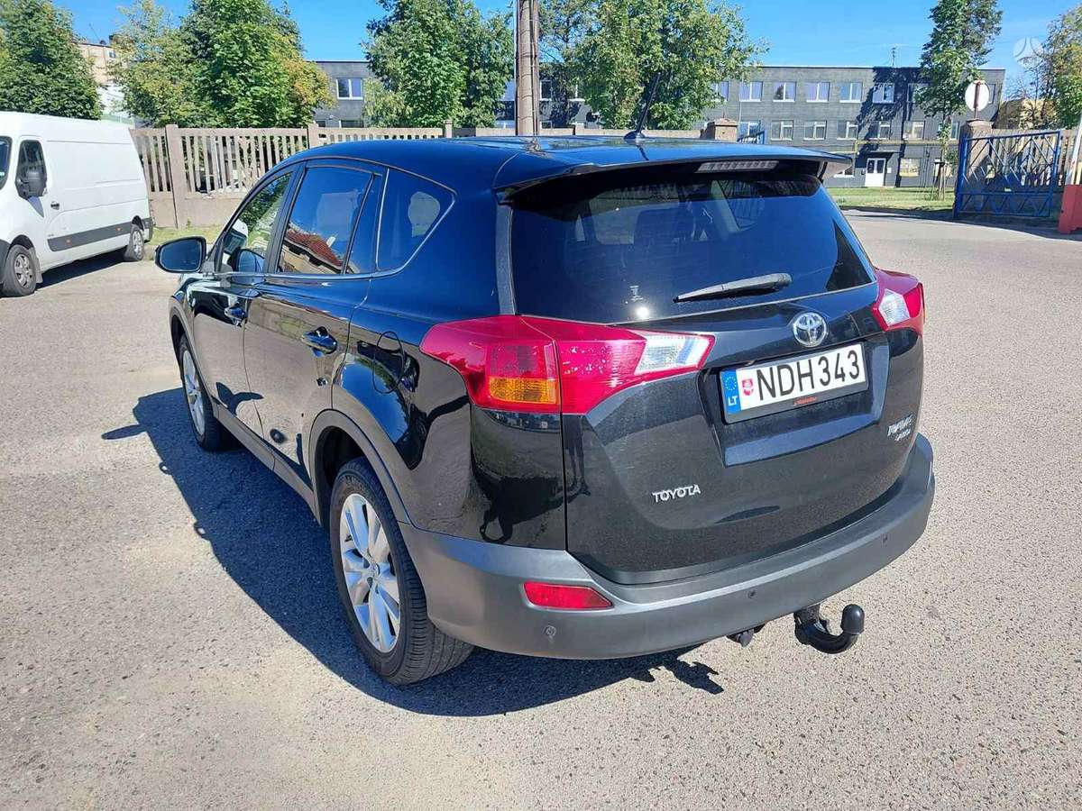 Toyota RAV4 - 3