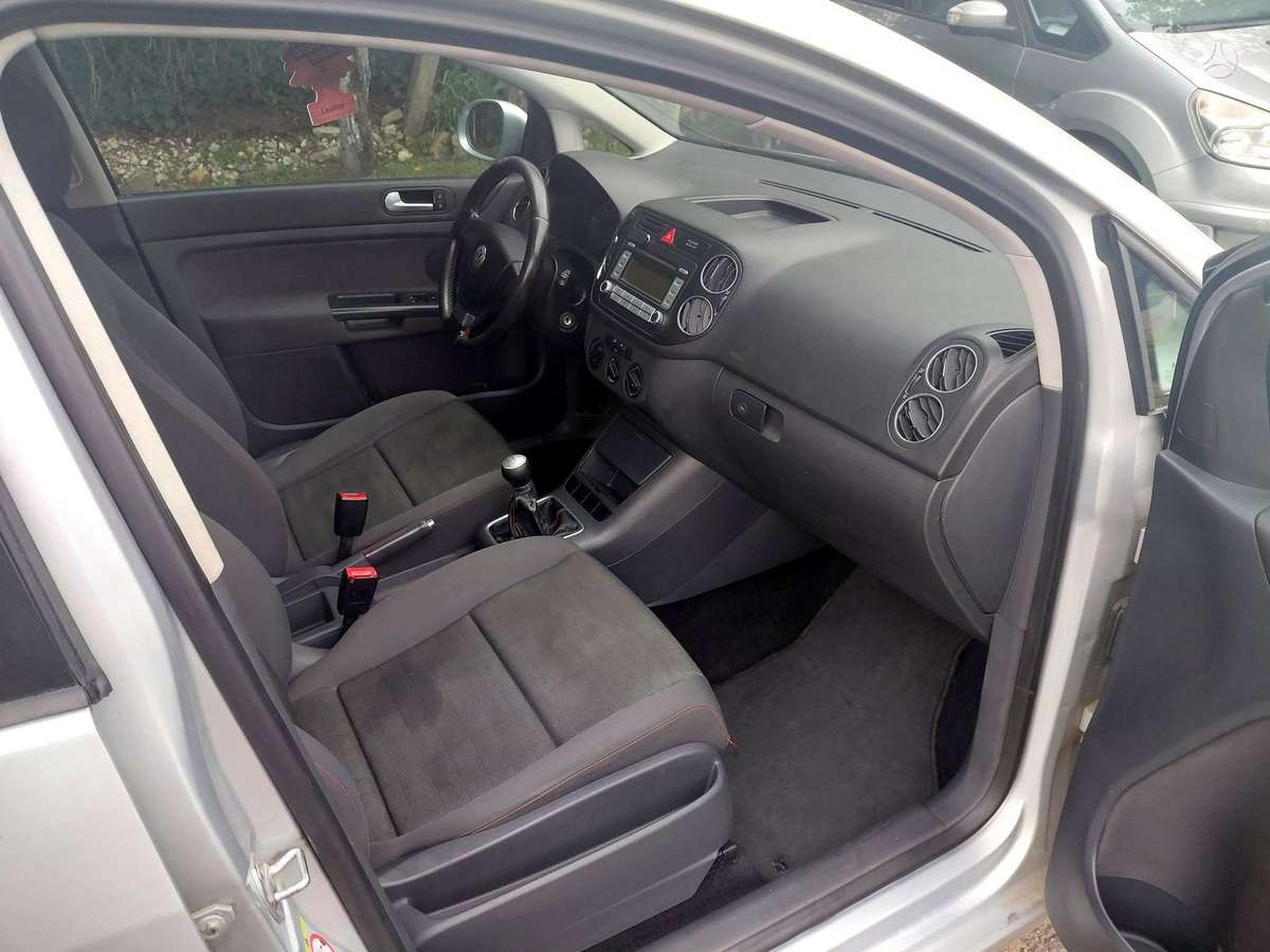Volkswagen Golf Plus - 5