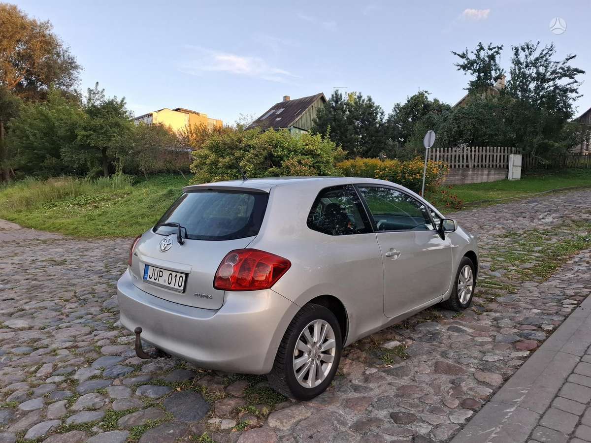 Toyota Auris - 4