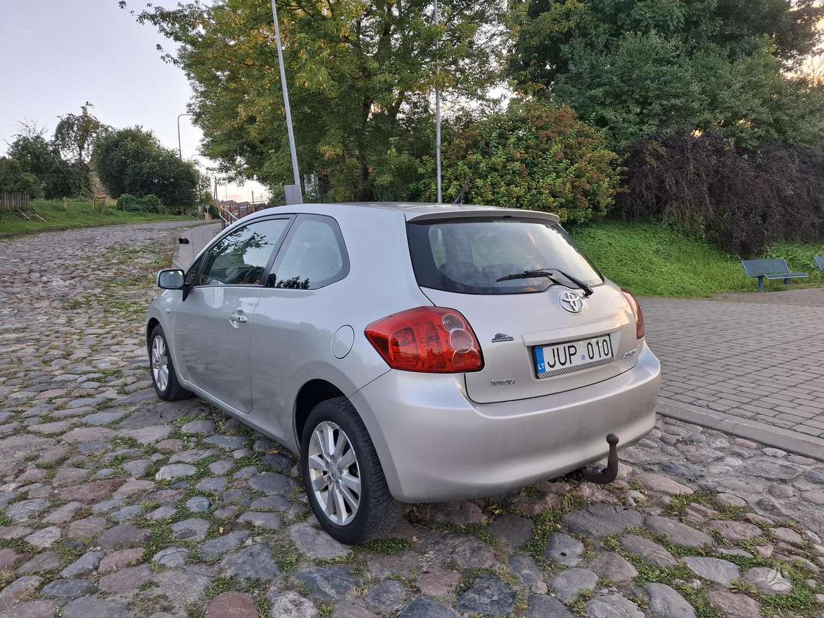 Toyota Auris - 5