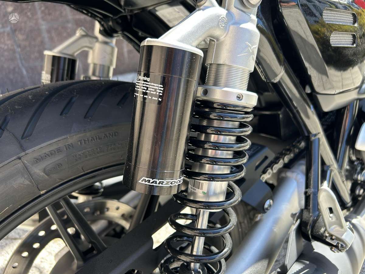 Triumph Speed Twin 900cc, street / classic