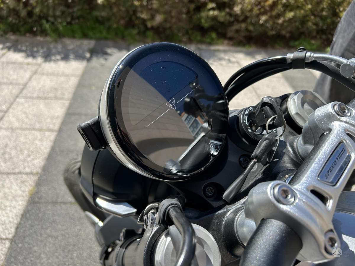 Triumph Speed Twin 900cc, street / classic