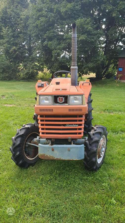Kubota L1-18D, тракторы