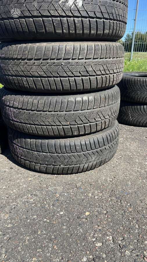 Pirelli Sottozero 3, winter 225/60 R18