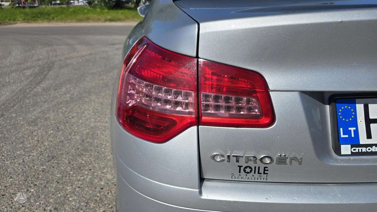 Citroen C5, 2.0 l., Седан