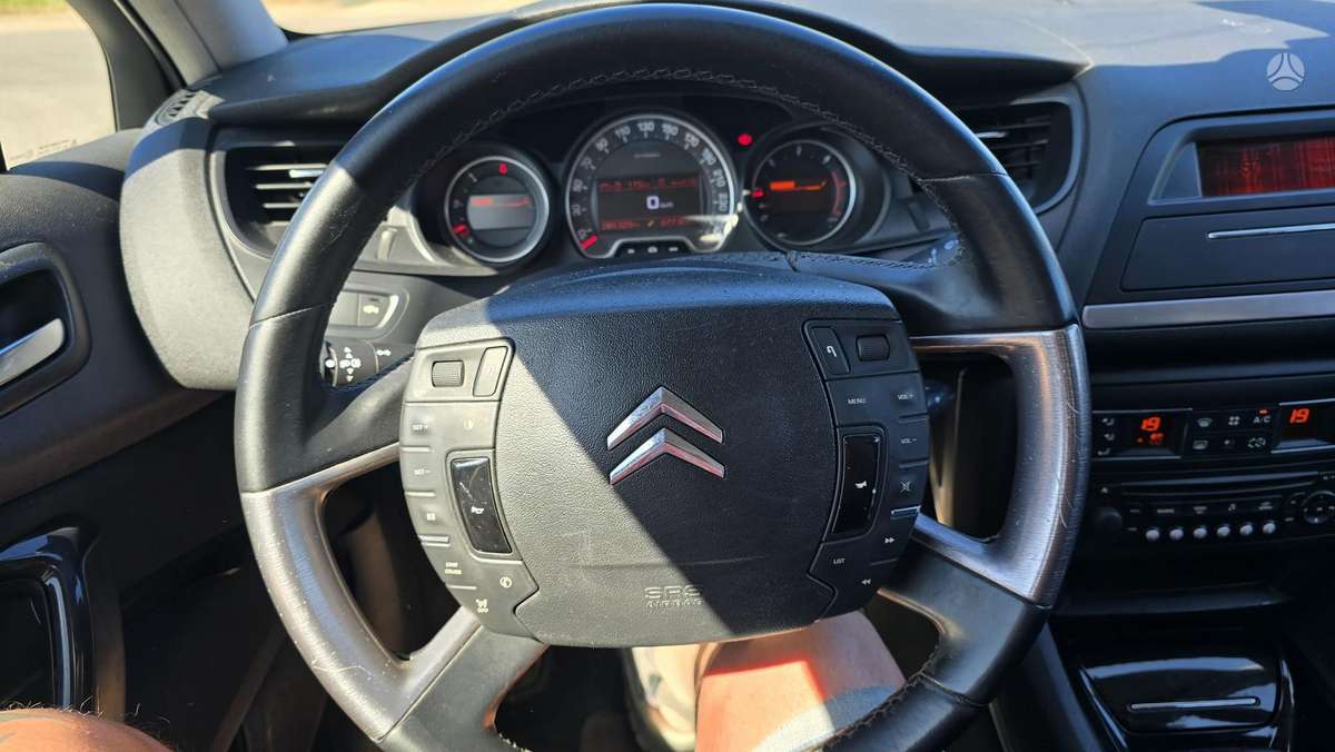 Citroen C5, 2.0 l., Седан
