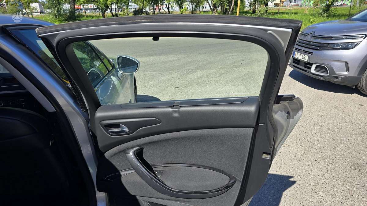 Citroen C5, 2.0 l., Седан