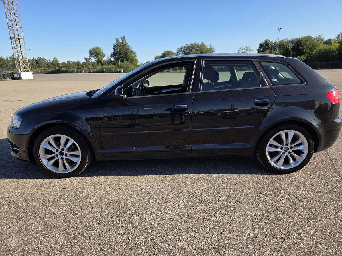 Audi A3, 1.2 l., hatchback