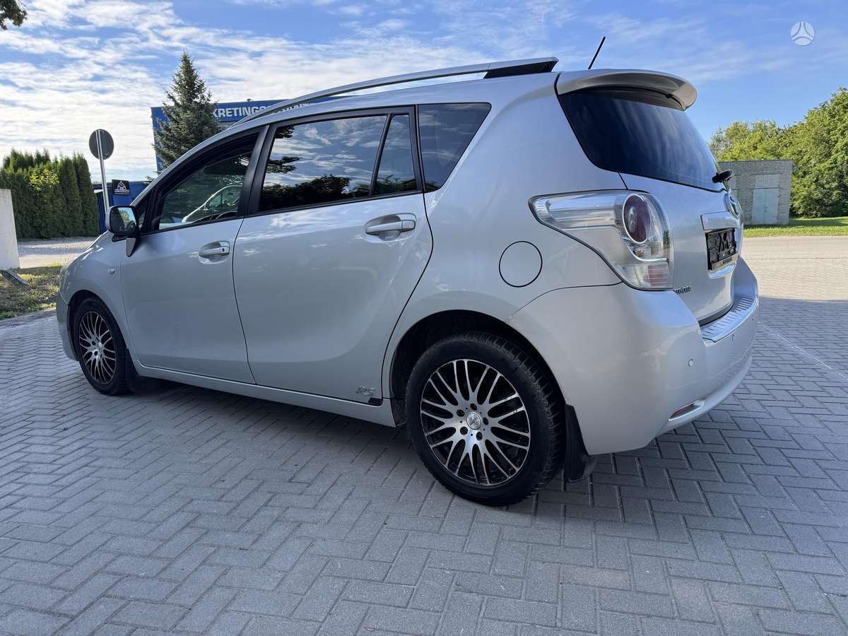 Toyota Verso - 6