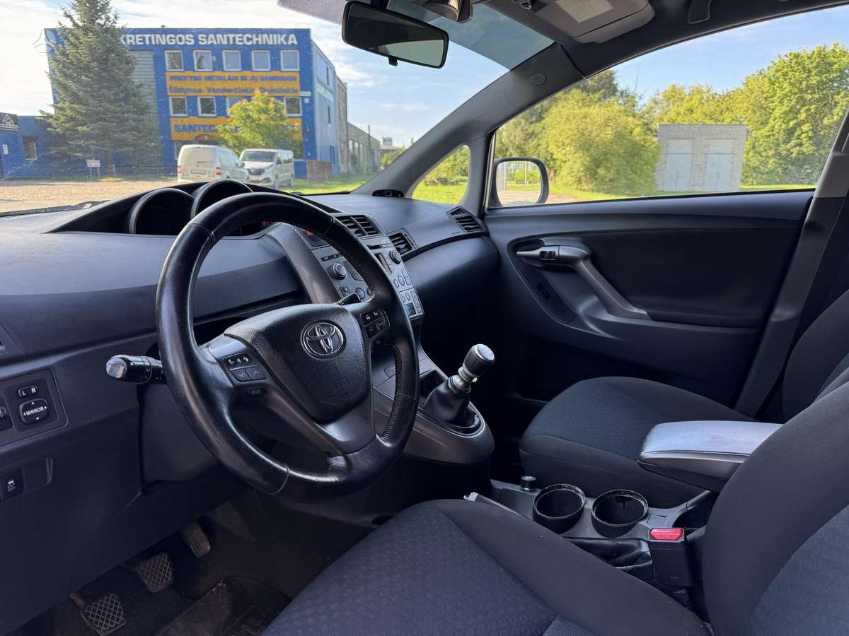 Toyota Verso - 12