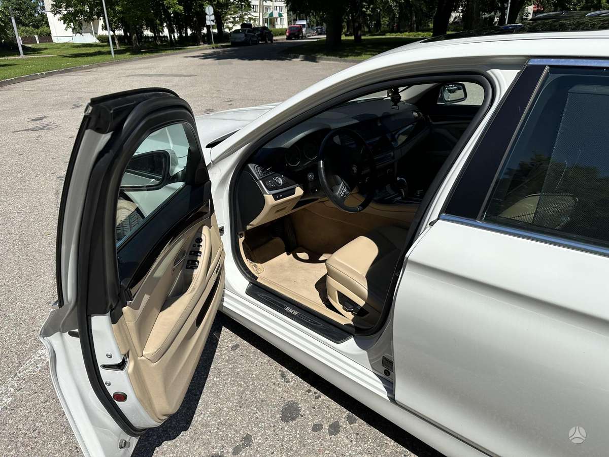 BMW 535, 3.0 l., Седан