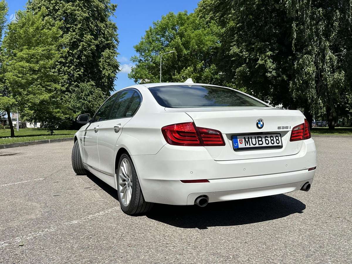 BMW 535, 3.0 l., Седан