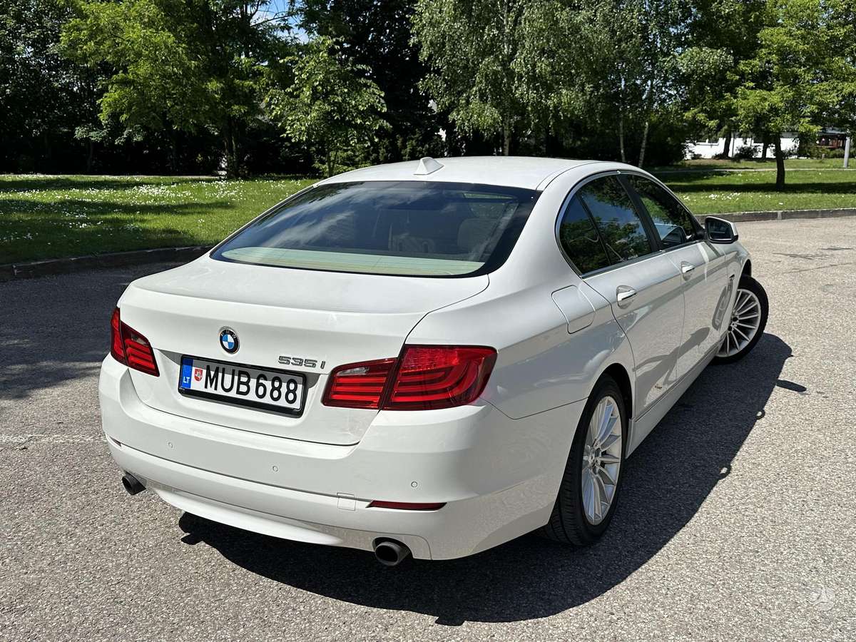 BMW 535, 3.0 l., Седан